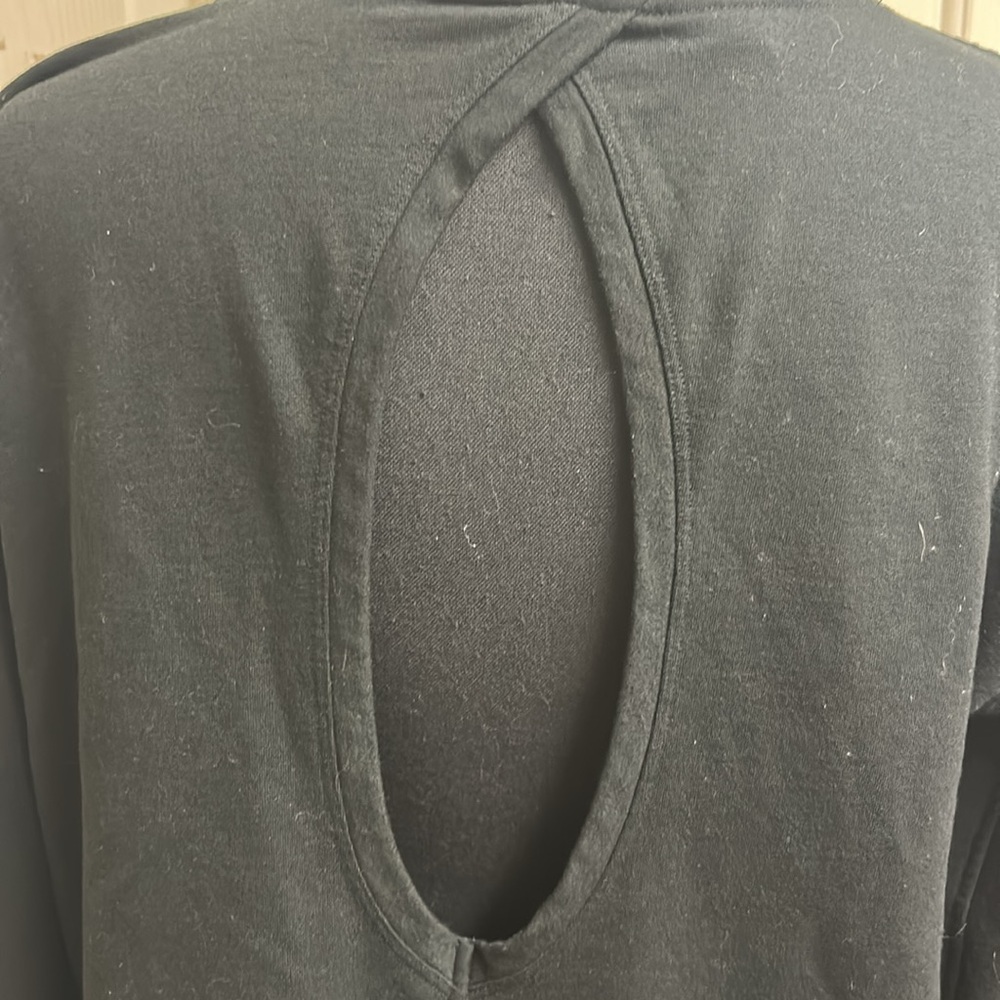 Victoria Sport Black Long Sleeve Sweatshirt Medium, EUC - Picture 6 of 10